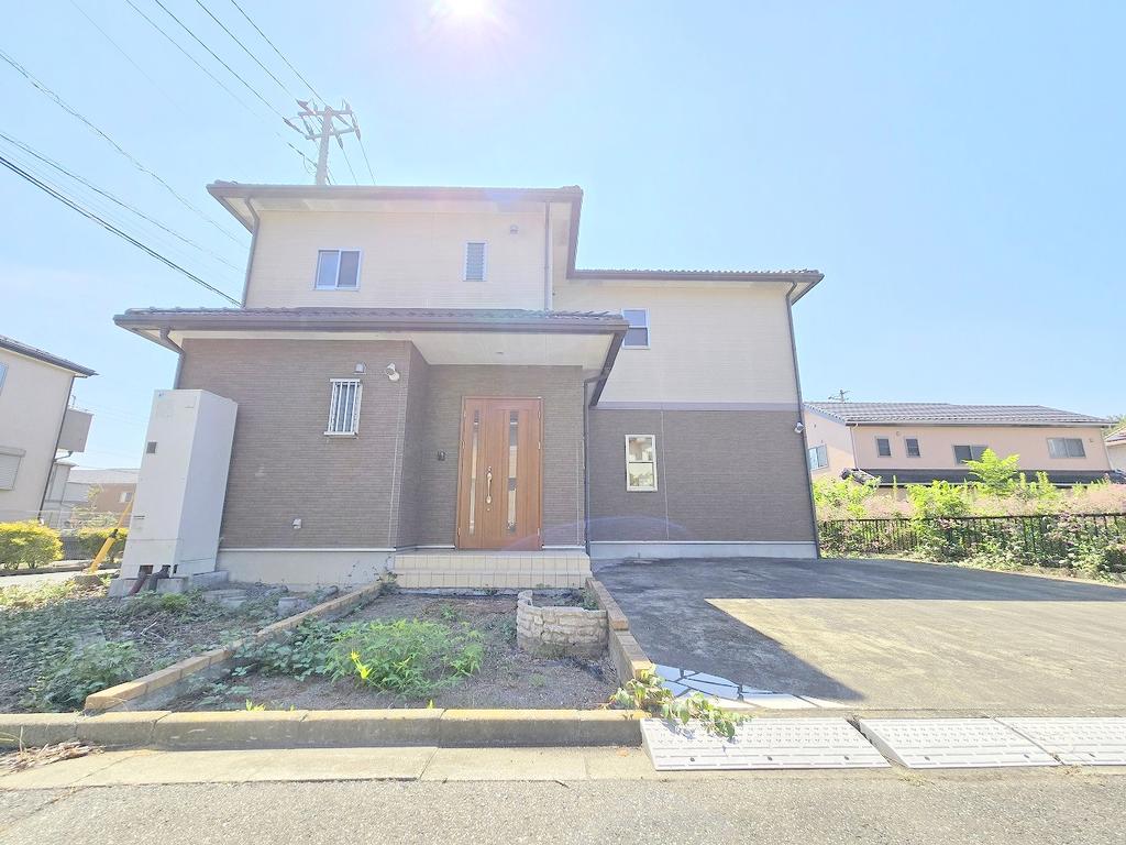 埼玉県入間郡毛呂山町目白台２丁目 中古戸建 1