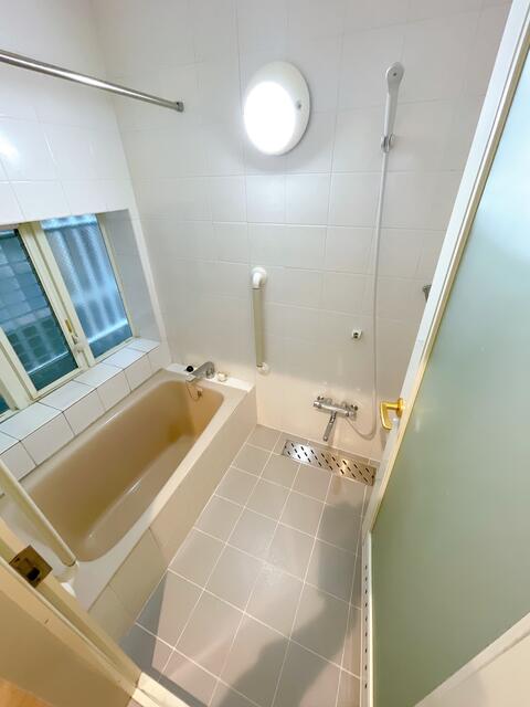 Classic 1-Bedroom House Near Station in Toyama(3-chome18.21-ban) 3