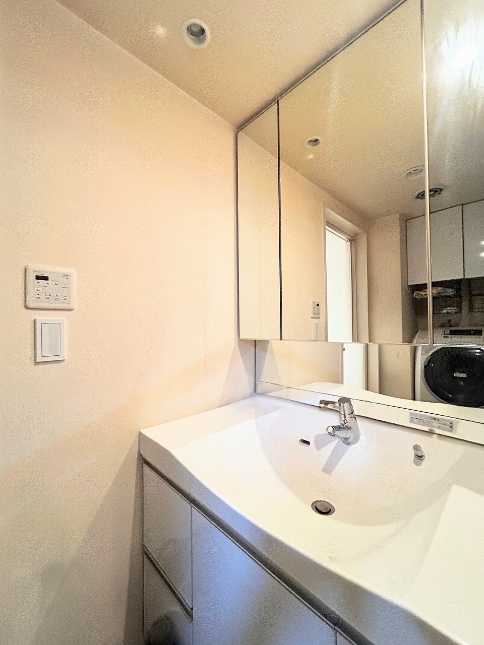 2-Bedroom Condo Near Station in Minamihorie 2