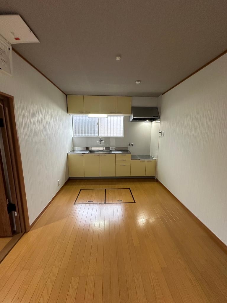 大阪府豊中市服部南町２丁目 中古テラス 2