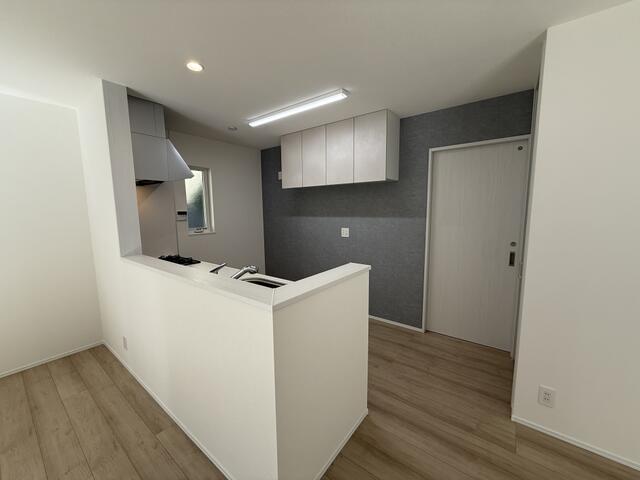 Brand New 4-Bedroom House in Nishiuraga 6
