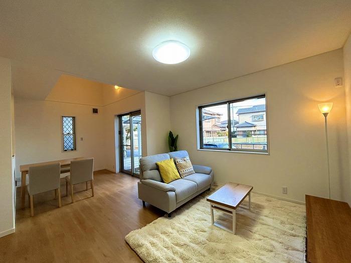 4-Bedroom House in Goido 8