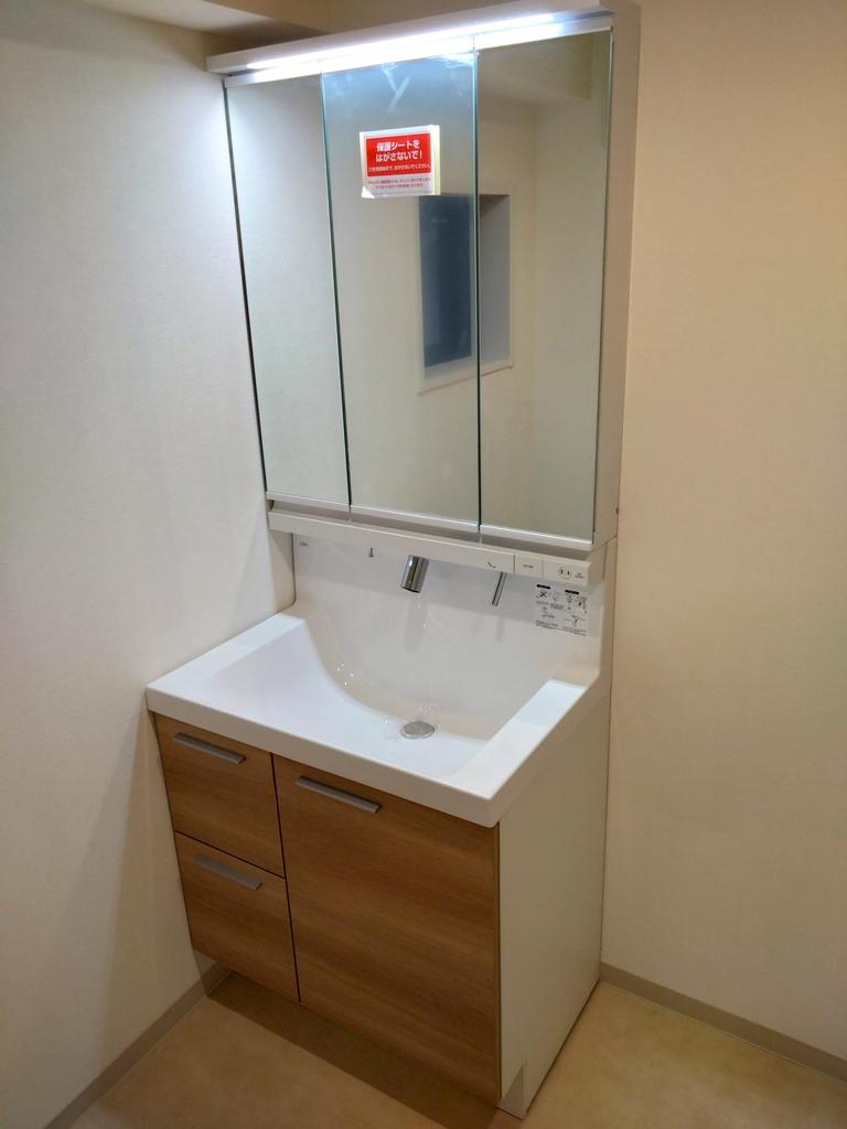 ルイシャトレ本町西 8