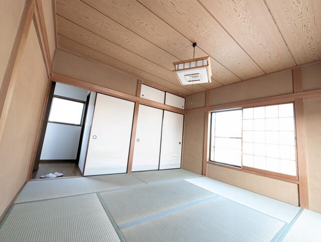 3-Bedroom House Near Station in Akigawa 9