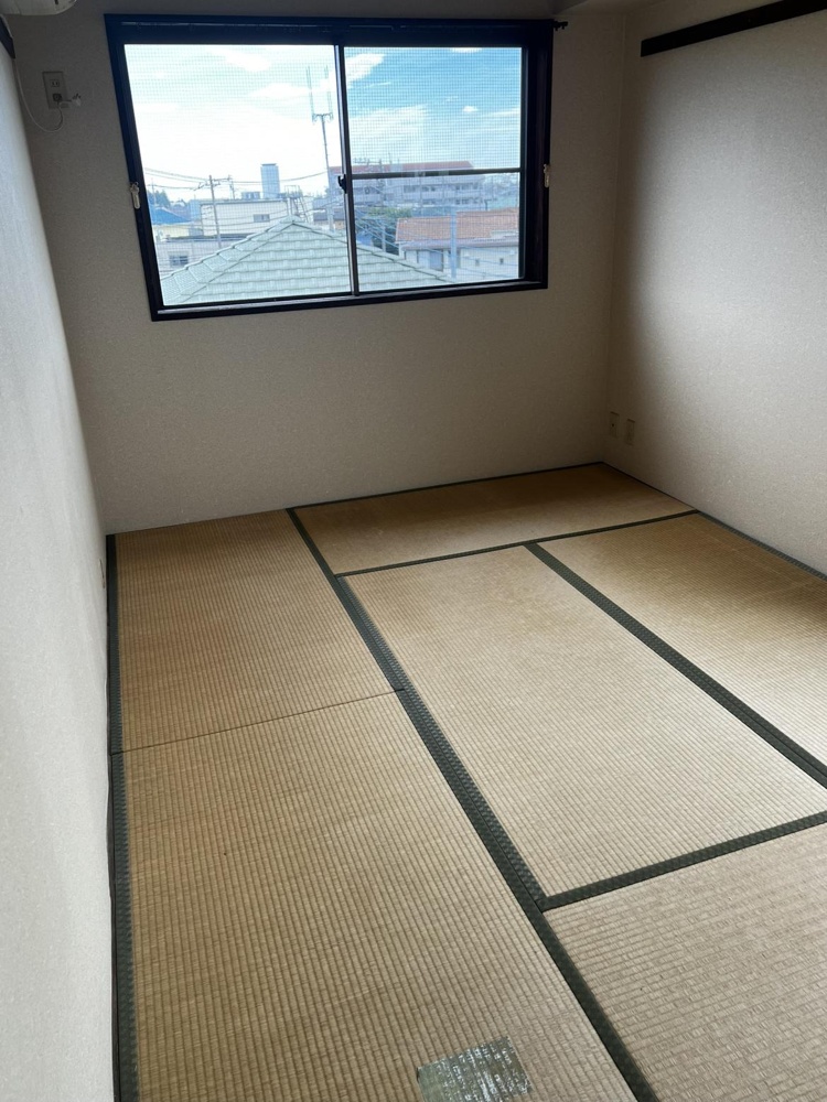 Well-Kept 2-Bedroom Condo in Kamiimaizumi 7
