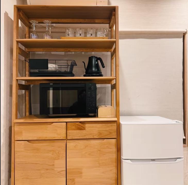 Vintage 4-Bedroom Property Near Station in Ebisunishi 0