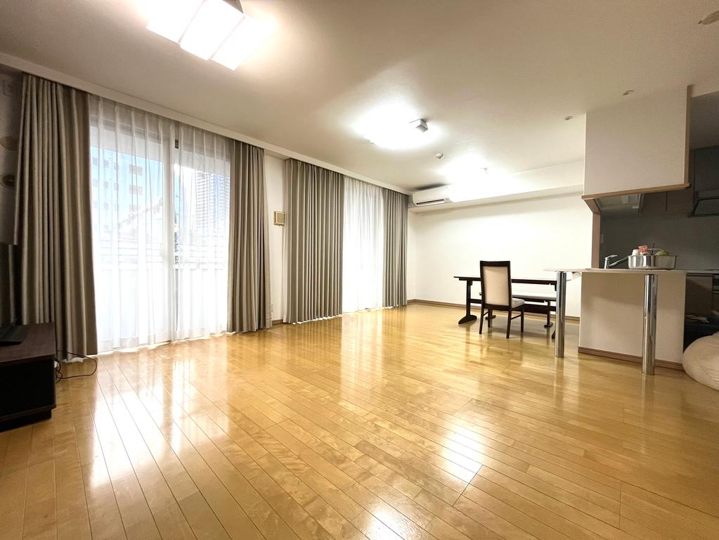 リーガル福島駅前 3