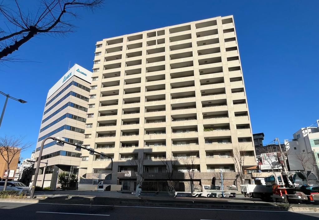 リーガル福島駅前 3