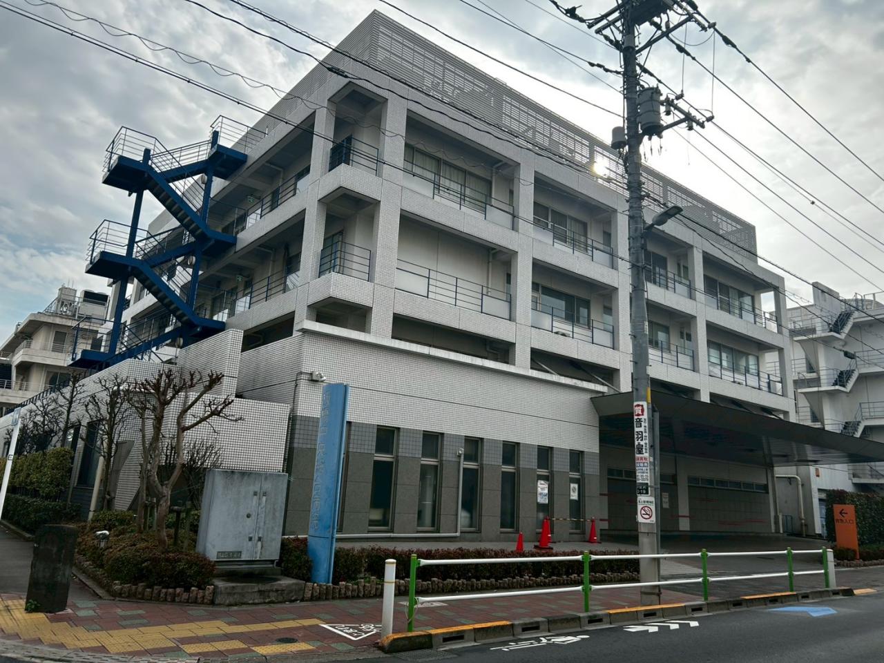 Vintage 2-Bedroom Condo in Nishidai(2-4-chome) 6