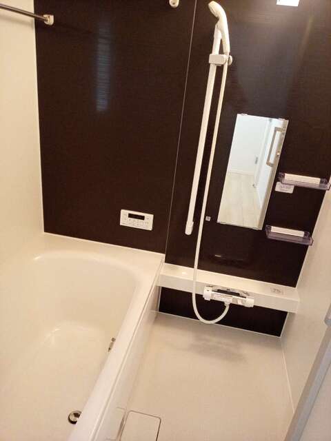 Brand New 3-Bedroom House in Inadahommachi 5
