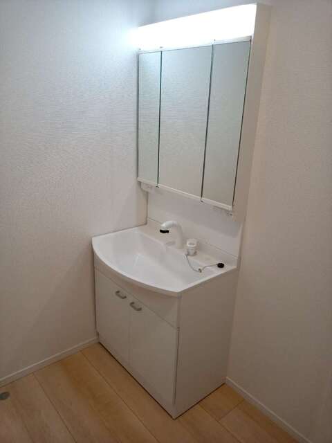 Brand New 3-Bedroom House in Inadahommachi 4