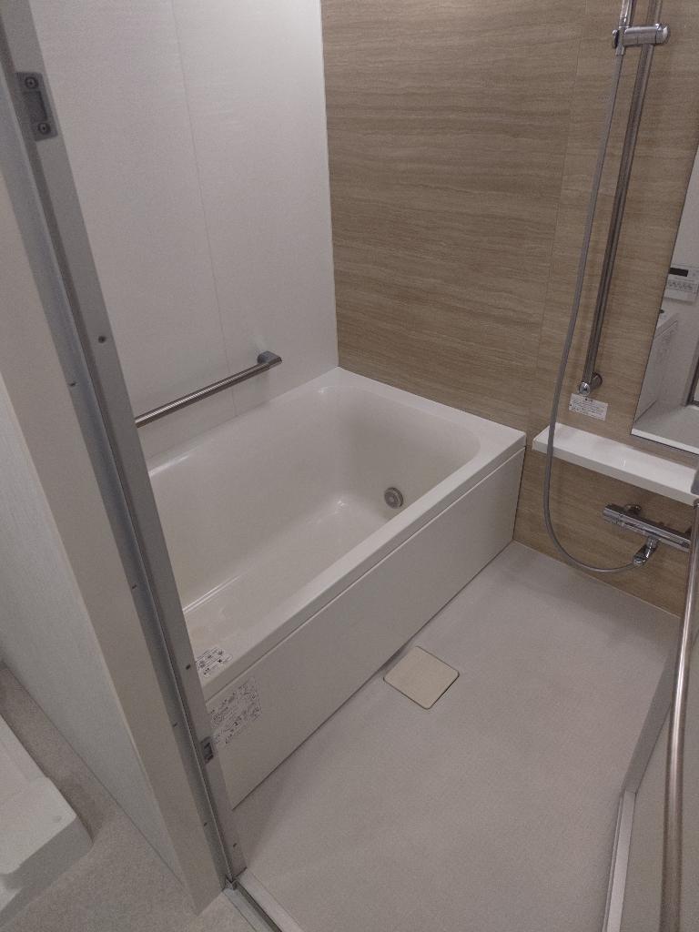 プレシス所沢元町 7