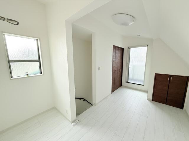 Brand New 3-Bedroom House Near Station in Nishikameari(3.4-chome) 9