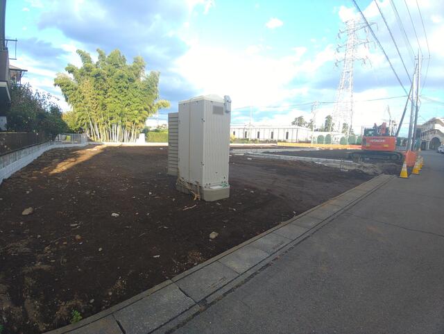 4-Bedroom House in Shinko 1