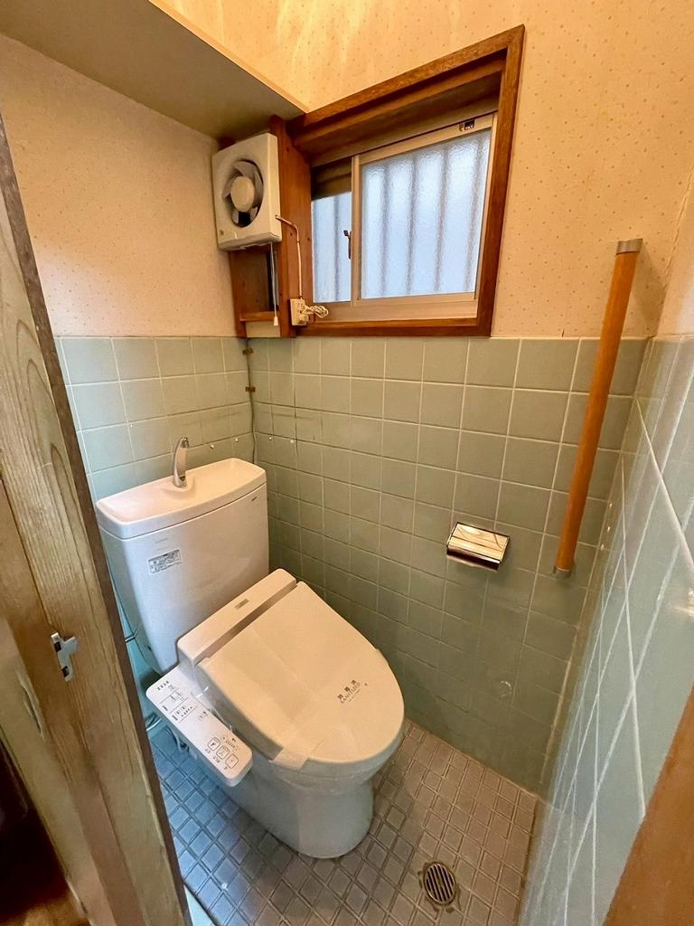 Classic 4-Bedroom House Near Station in Shimizu 7