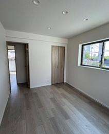Well-Kept 4-Bedroom House in Higashiyotsugi 3