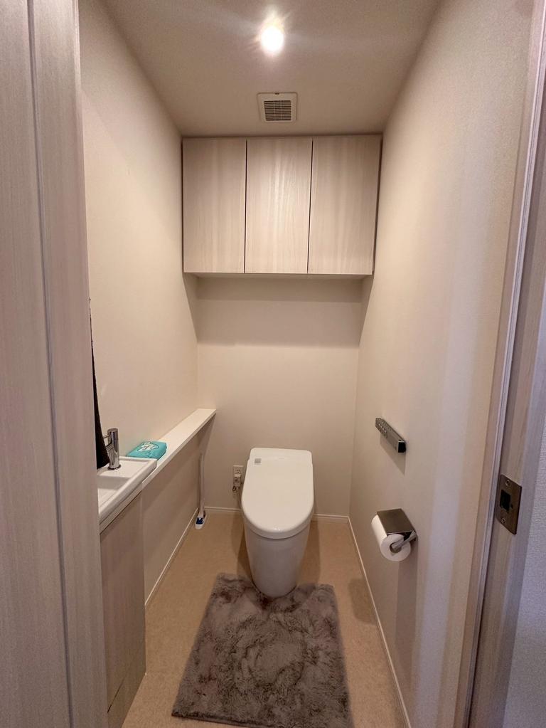 2-Bedroom Condo Near Station in Shinonome 9