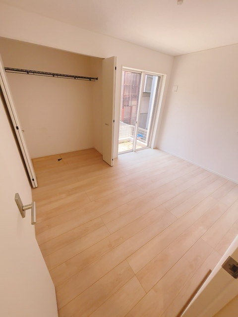 Brand New 1-Bedroom House in Owadamachi 4