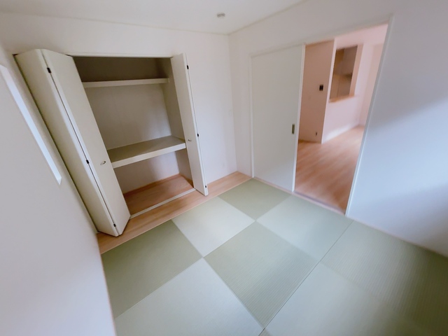 Brand New 4-Bedroom House in Tatemachi 7