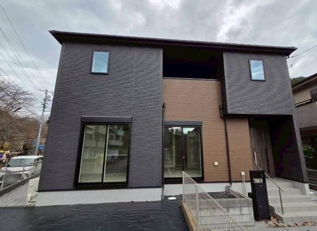 Brand New 3-Bedroom House in Tatemachi 1
