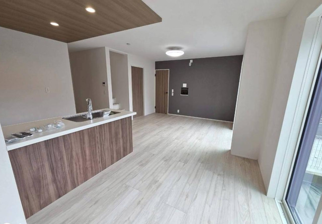 Brand New 3-Bedroom House in Tatemachi 7