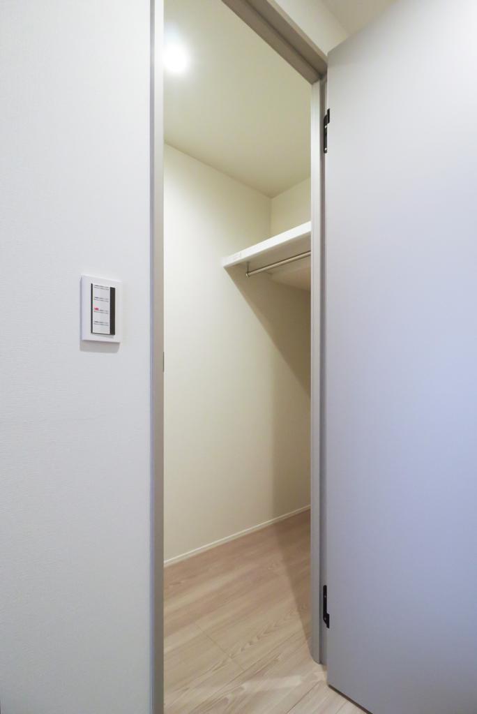 1-Bedroom Condo in Ebara 7