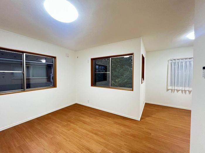 3-Bedroom House with a Garden in Kanaigaoka 2