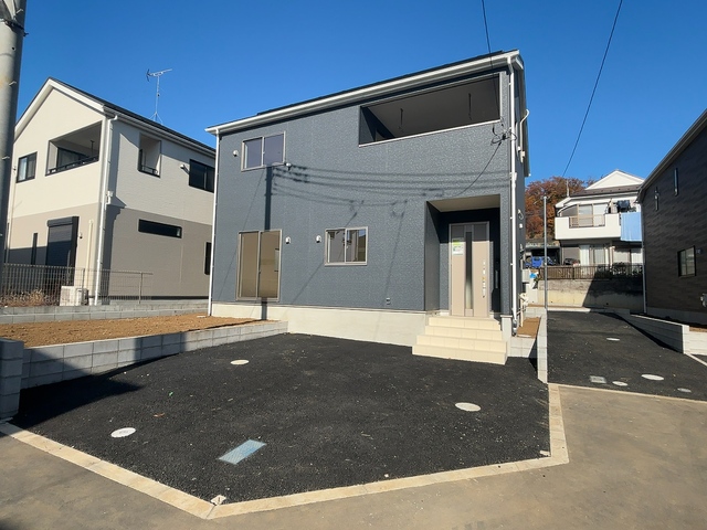 Brand New 4-Bedroom House in Tatemachi 1