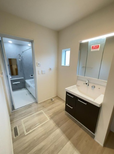 Brand New 3-Bedroom House in Tatemachi 4
