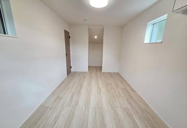 Brand New 3-Bedroom House in Tatemachi 4