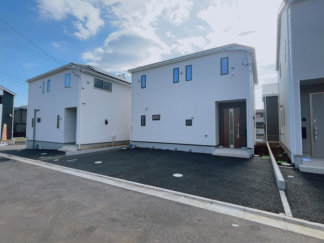 Brand New 4-Bedroom House in Tatemachi 2