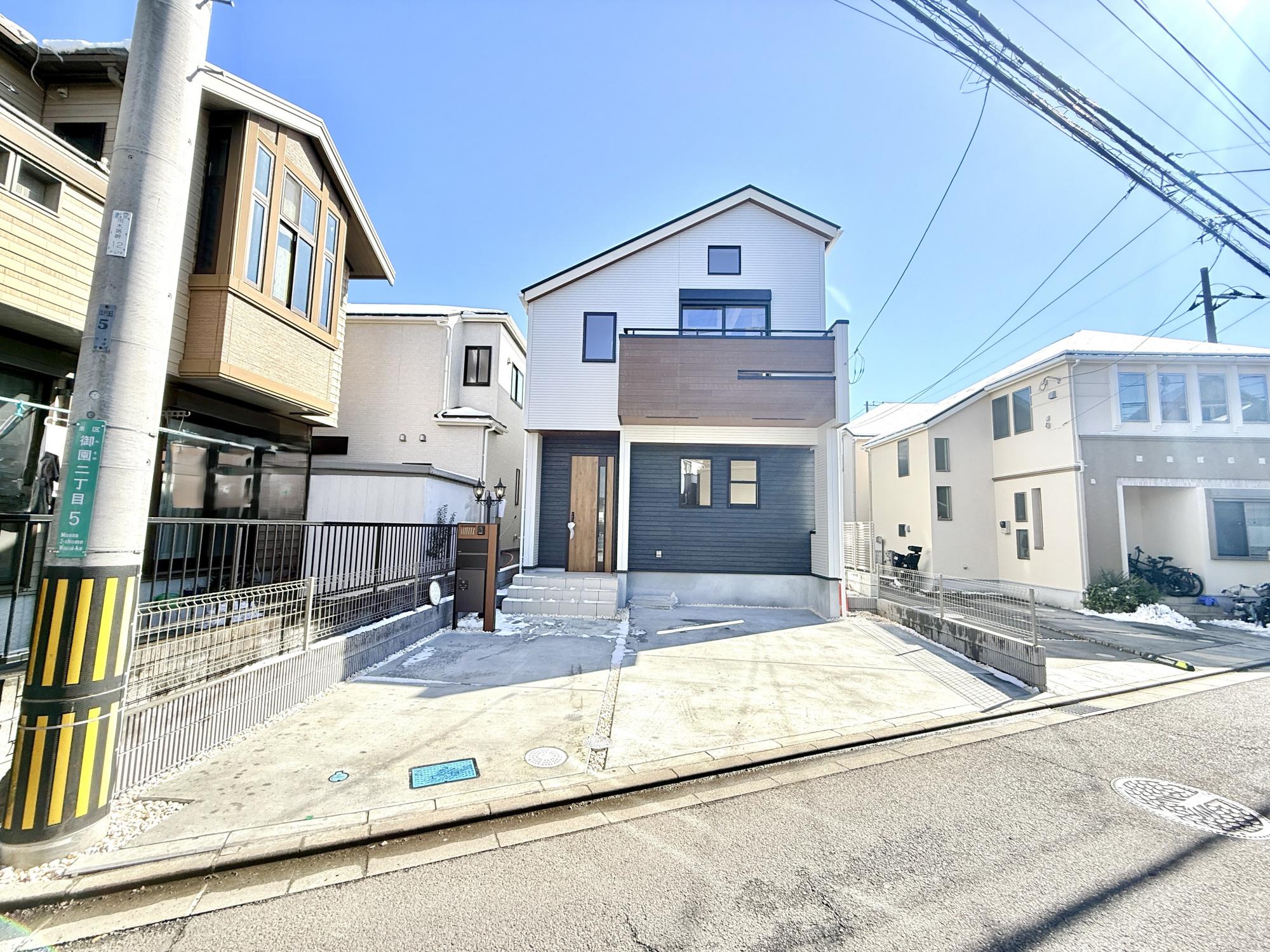Brand New 3-Bedroom House in Misono 3