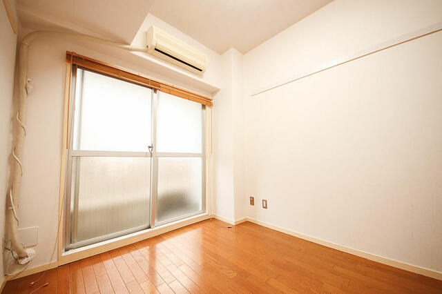 Charming 1-Bedroom House in Tenjincho 3