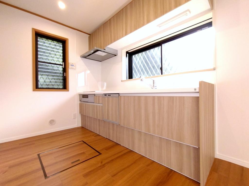 3-Bedroom House in Take 1