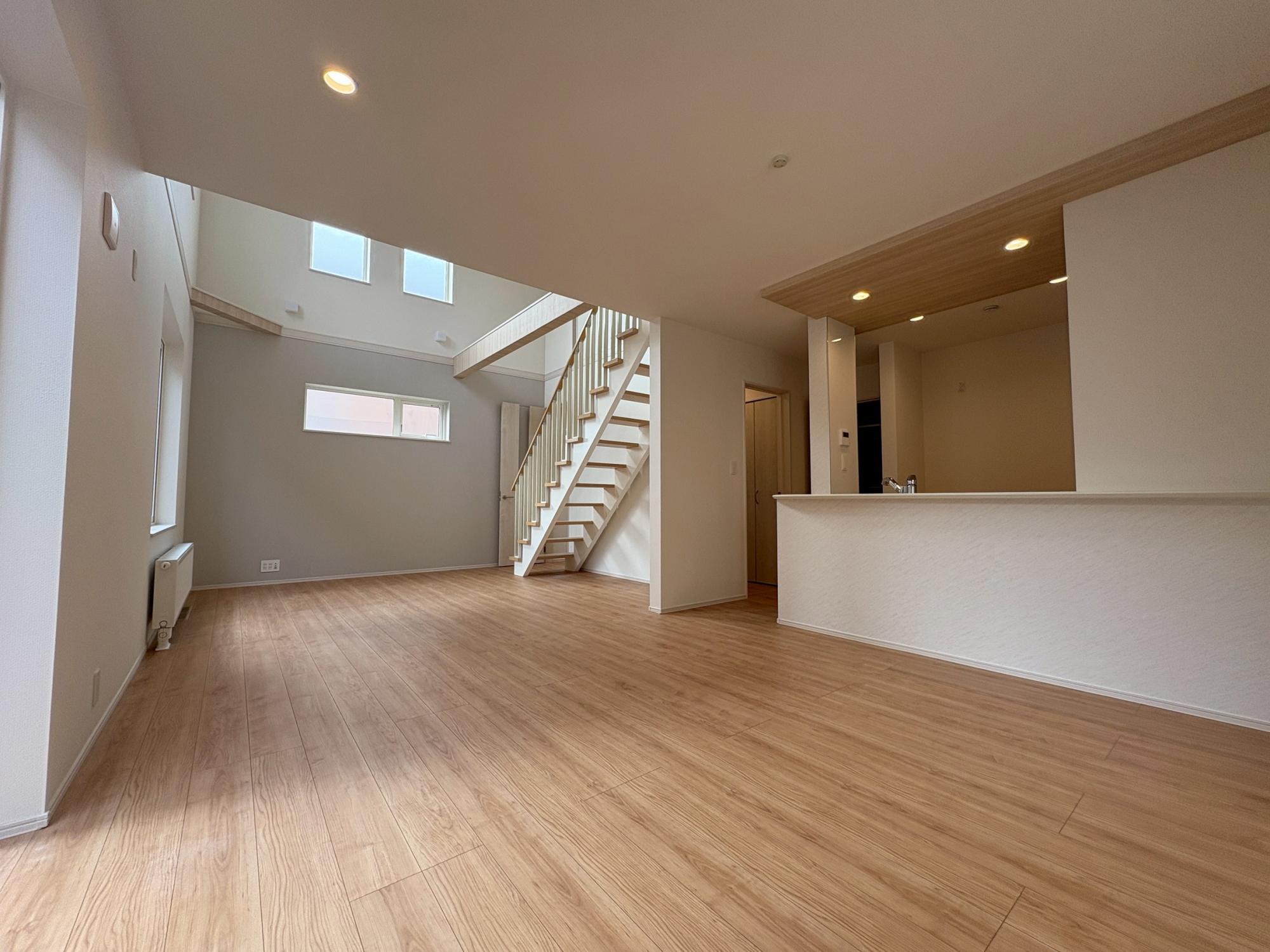 Brand New 3-Bedroom House in Kita36-johigashi 9