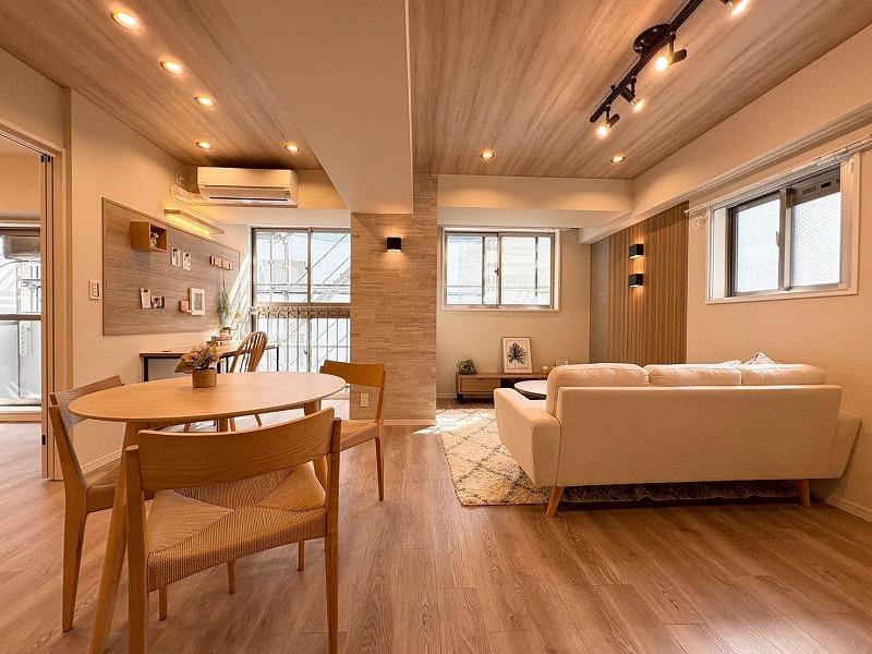 2-Bedroom Condo in Hanasakicho(4-7-chome) 0