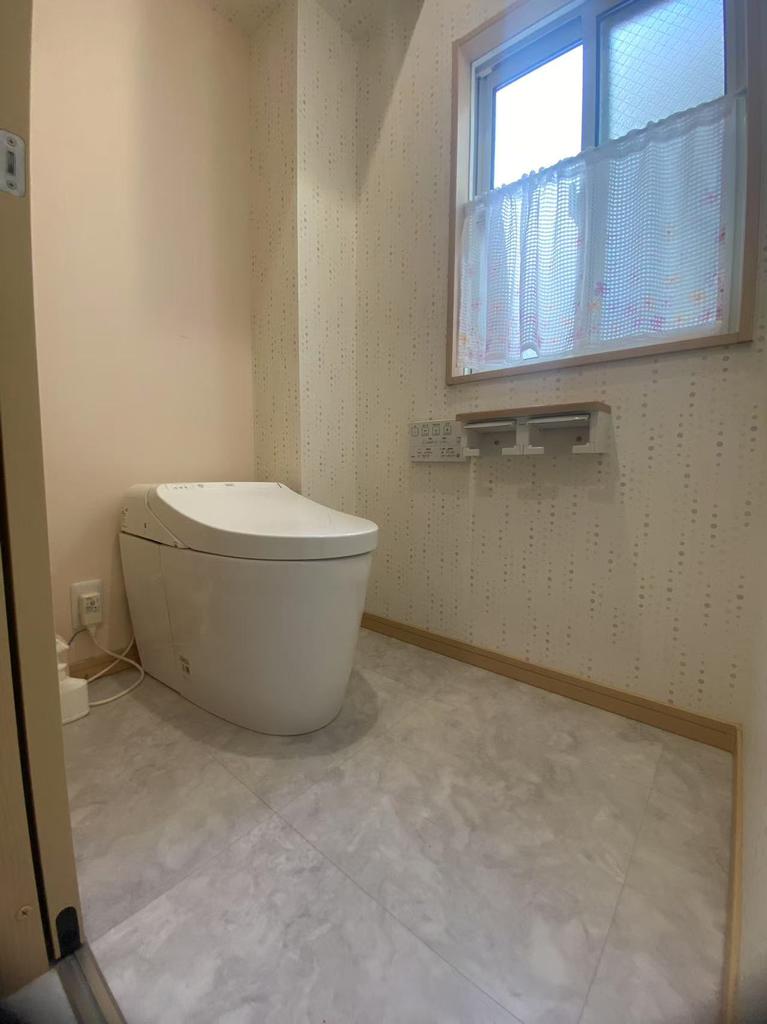 Classic 3-Bedroom House in Honkomagome 4