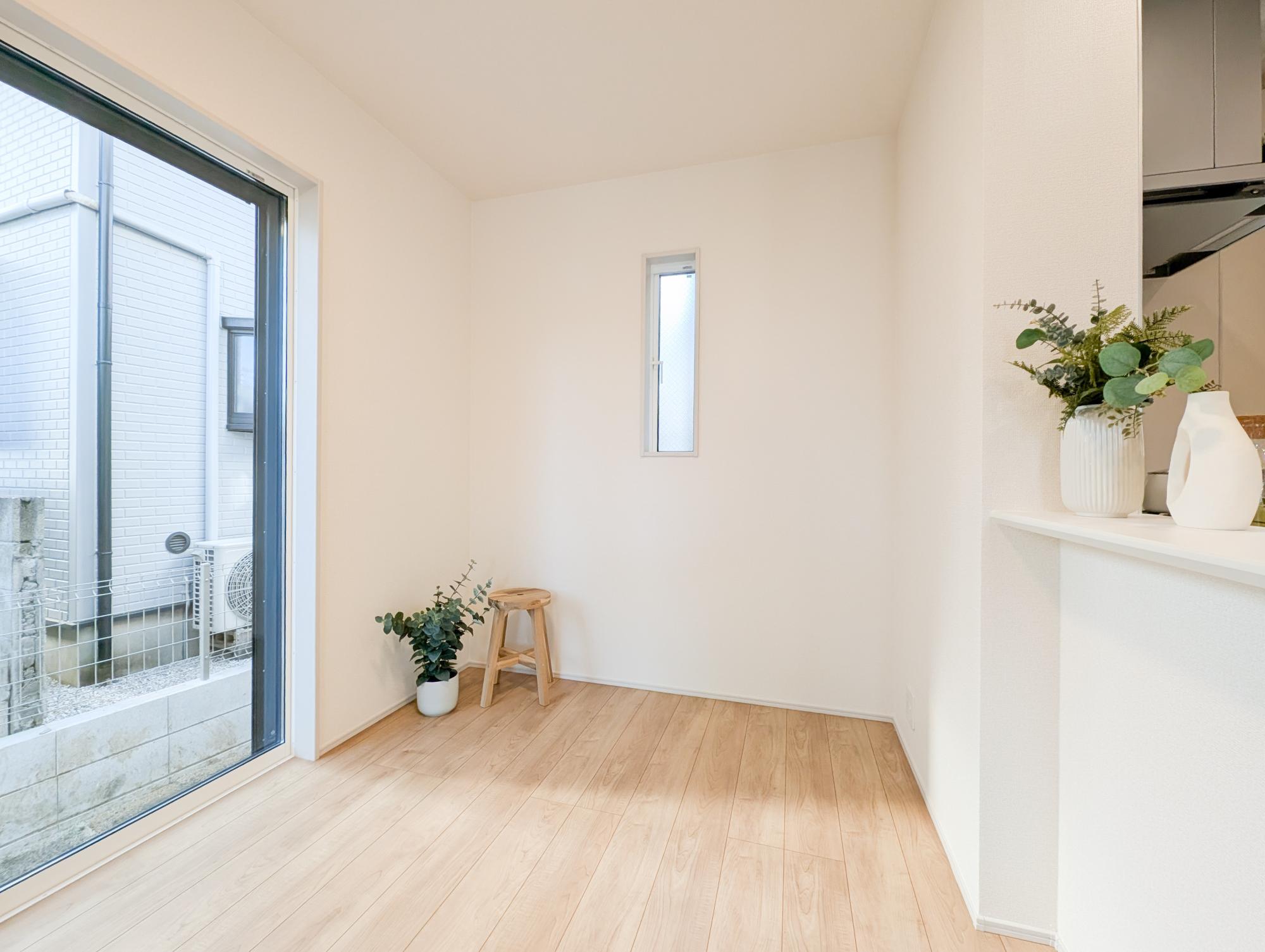 Brand New 4-Bedroom House in Tamakocho 6