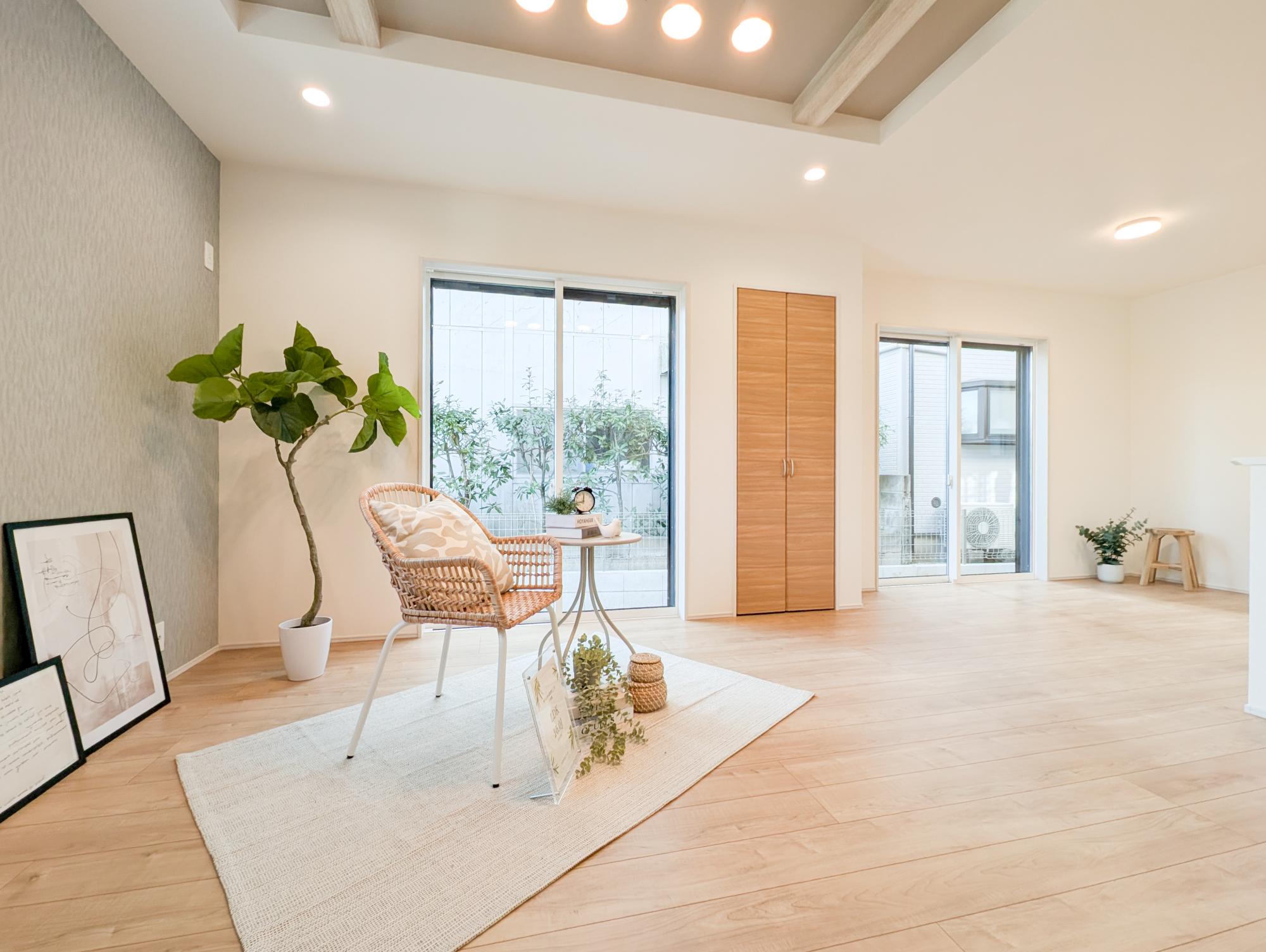 Brand New 4-Bedroom House in Tamakocho 4