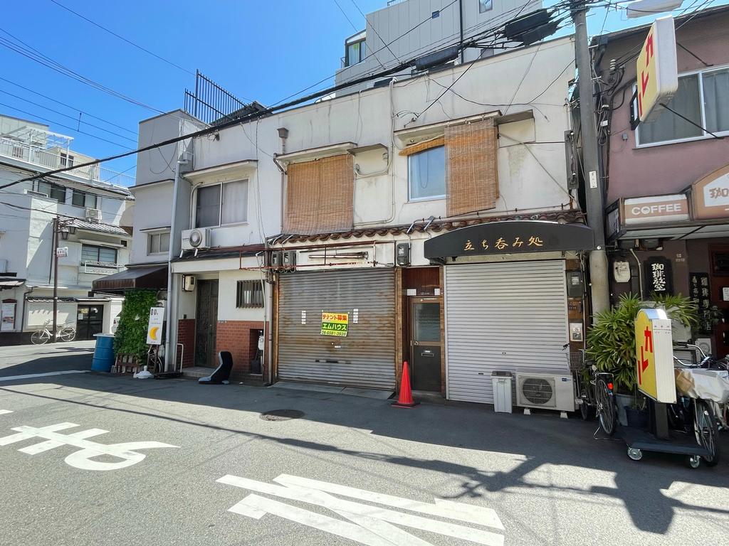Charming Property Near Station in Kujo 0