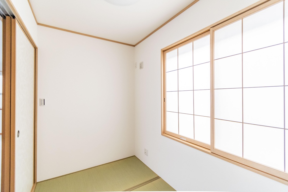 Modern 4-Bedroom House in Fukuokamusashino 3