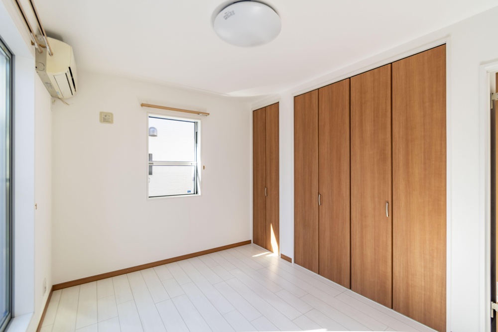Modern 4-Bedroom House in Fukuokamusashino 6