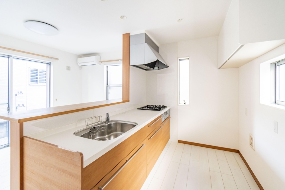 Modern 4-Bedroom House in Fukuokamusashino 7