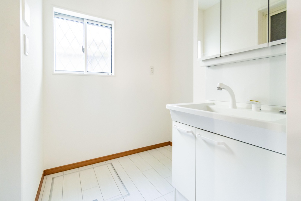 Modern 4-Bedroom House in Fukuokamusashino 9