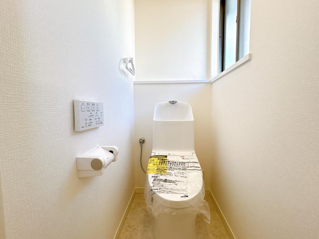 Well-Kept 4-Bedroom House in Maruyamacho 2