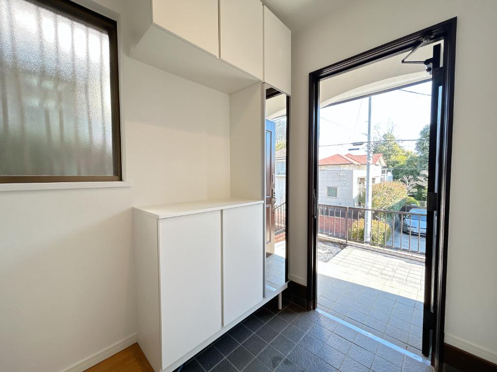 Well-Kept 4-Bedroom House in Maruyamacho 8