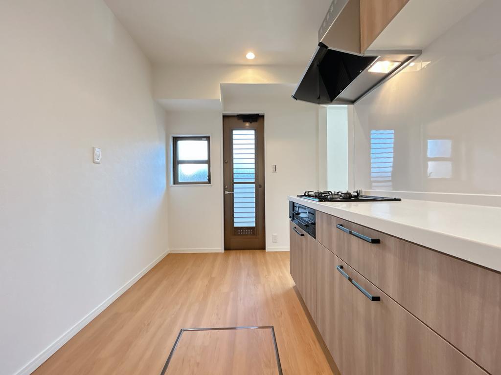 Well-Kept 4-Bedroom House in Maruyamacho 7