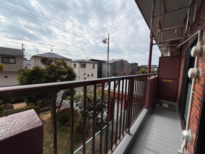 Well-Kept 3-Bedroom Condo in Higashikashiwagaya 6