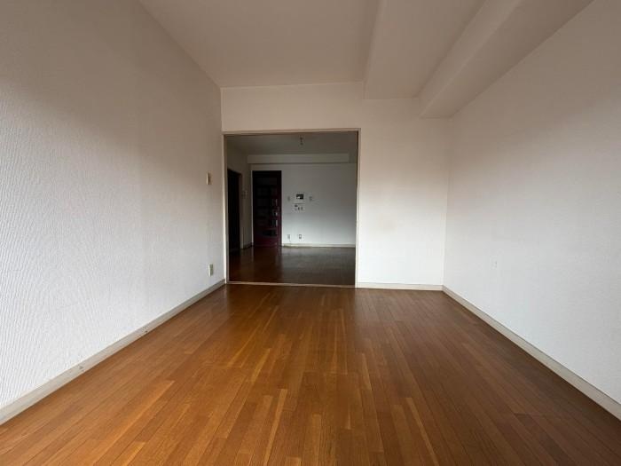 Well-Kept 3-Bedroom Condo in Higashikashiwagaya 4