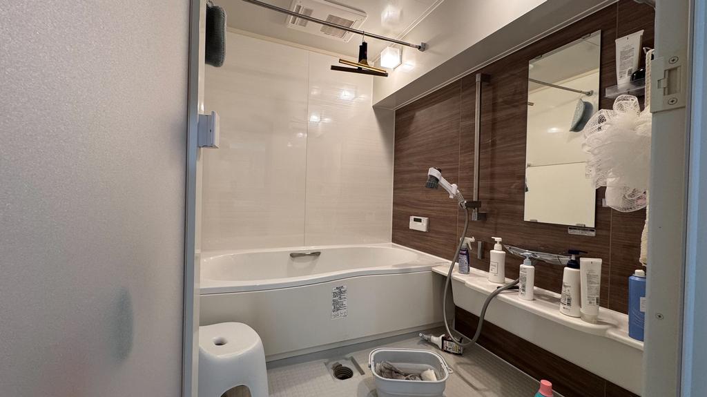 2-Bedroom Condo Near Station in Kitahorie 4